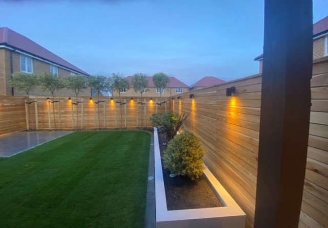 Siberian Larch 20 x 70mm P.A.R. Fencing