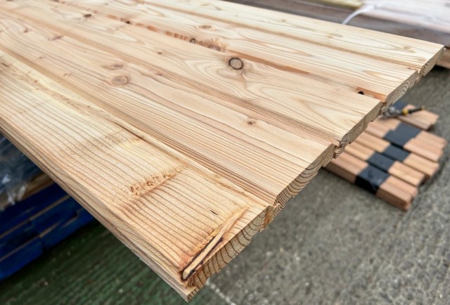 Larch 20 x 95mm T.G.V. Cladding ST0.L 